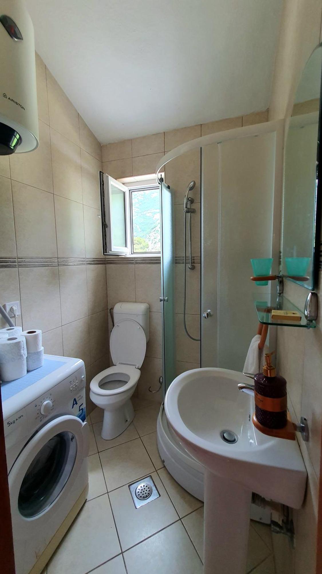 Apartments Ognjenovic Risan Exterior photo